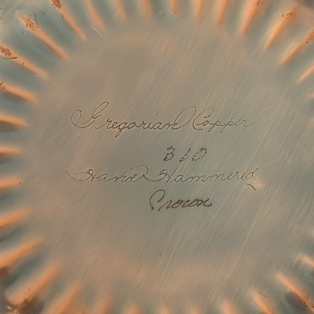 VINTAGE Victorian GREGORIAN COPPER Bowl Hand Hammered 310 “Crown” 9” X 2” - Picture 3 of 8